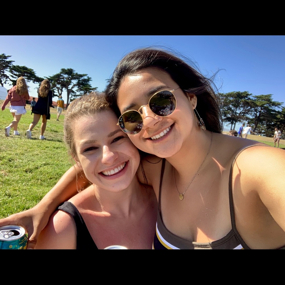 Meet your Posher, Cynthia